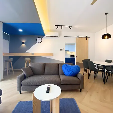 3R12Pax Fahrenheit88 A - Opposite Pavilion Kl Bukit Bintang Trx Kaite Homestay Kuala Lumpur Exterior photo