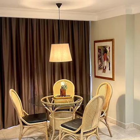 3R12Pax Fahrenheit88 A - Opposite Pavilion Kl Bukit Bintang Trx Kaite Homestay Kuala Lumpur Exterior photo