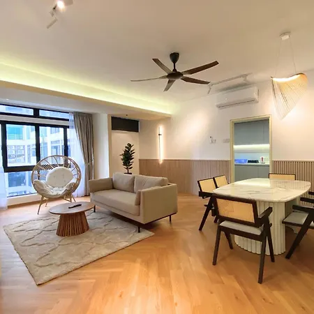 3R12Pax Fahrenheit88 A - Opposite Pavilion Kl Bukit Bintang Trx Kaite Homestay Kuala Lumpur Exterior photo