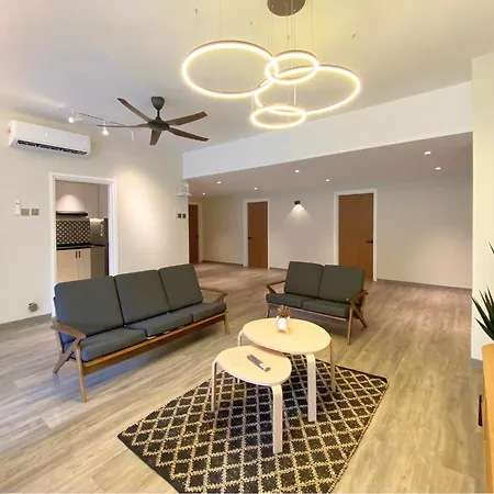 3R12Pax Fahrenheit88 A - Opposite Pavilion Kl Bukit Bintang Trx Kaite Homestay Kuala Lumpur Exterior photo