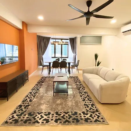 3R12Pax Fahrenheit88 A - Opposite Pavilion Kl Bukit Bintang Trx Kaite Homestay Kuala Lumpur Exterior photo