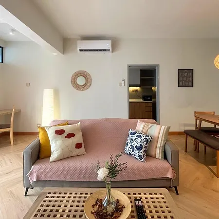 3R12Pax Fahrenheit88 A - Opposite Pavilion Kl Bukit Bintang Trx Kaite Homestay Kuala Lumpur Exterior photo