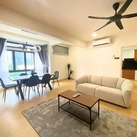 3R12Pax Fahrenheit88 A - Opposite Pavilion Kl Bukit Bintang Trx Kaite Homestay Kuala Lumpur Exterior photo