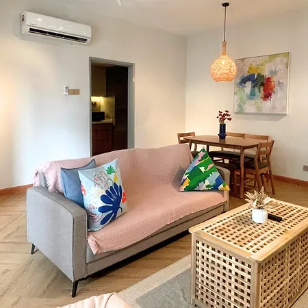 3R12Pax Fahrenheit88 A - Opposite Pavilion Kl Bukit Bintang Trx Kaite Homestay Kuala Lumpur Exterior photo