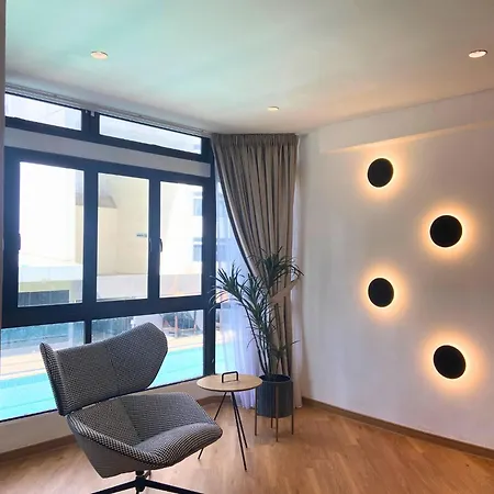 3R12Pax Fahrenheit88 A - Opposite Pavilion Kl Bukit Bintang Trx Kaite Homestay Kuala Lumpur Exterior photo