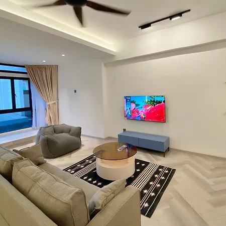 3R12Pax Fahrenheit88 A - Opposite Pavilion Kl Bukit Bintang Trx Kaite Homestay Kuala Lumpur Exterior photo