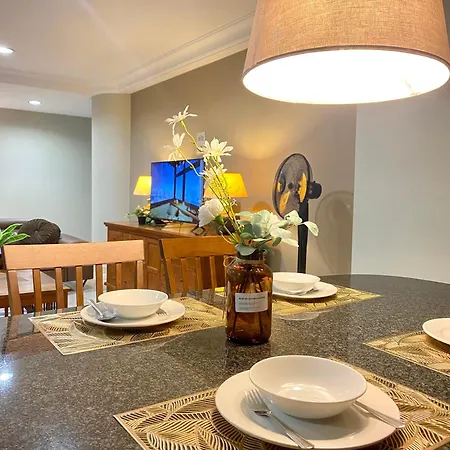 3R12Pax Fahrenheit88 A - Opposite Pavilion Kl Bukit Bintang Trx Kaite Homestay Kuala Lumpur Exterior photo